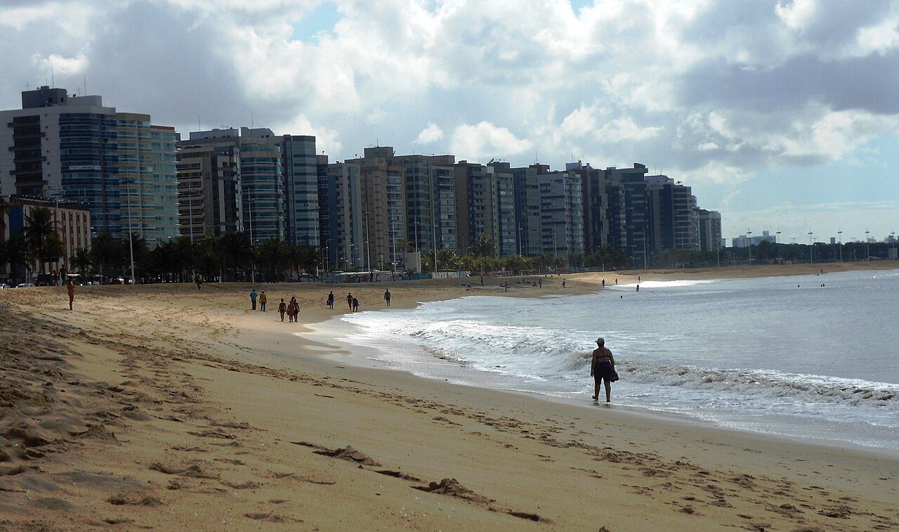 Praia de Camburi