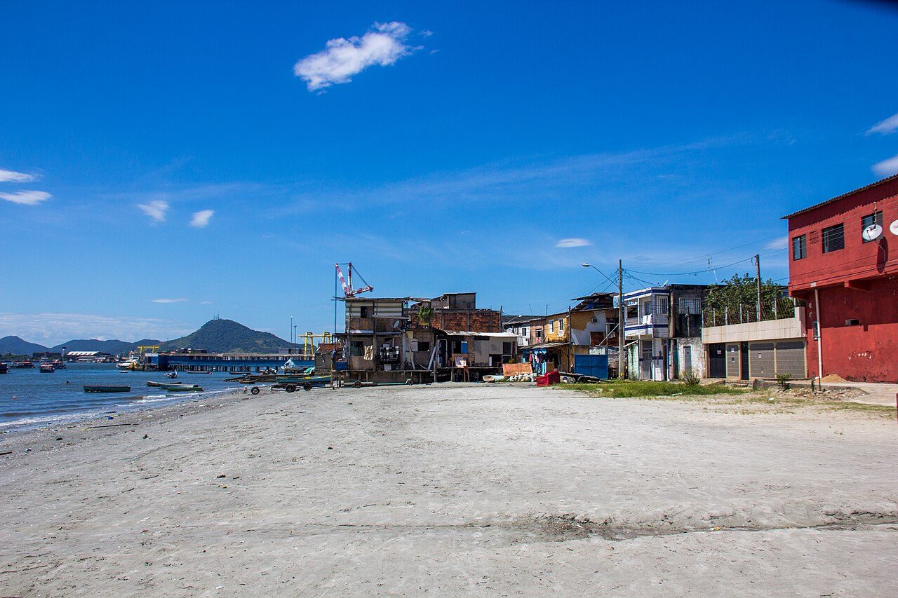 Santa Cruz dos Navegantes Beach