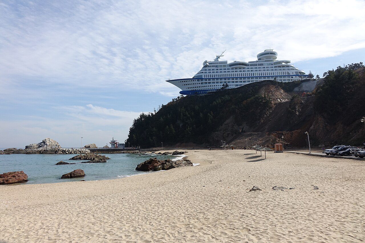 Jeongdongjin Beach