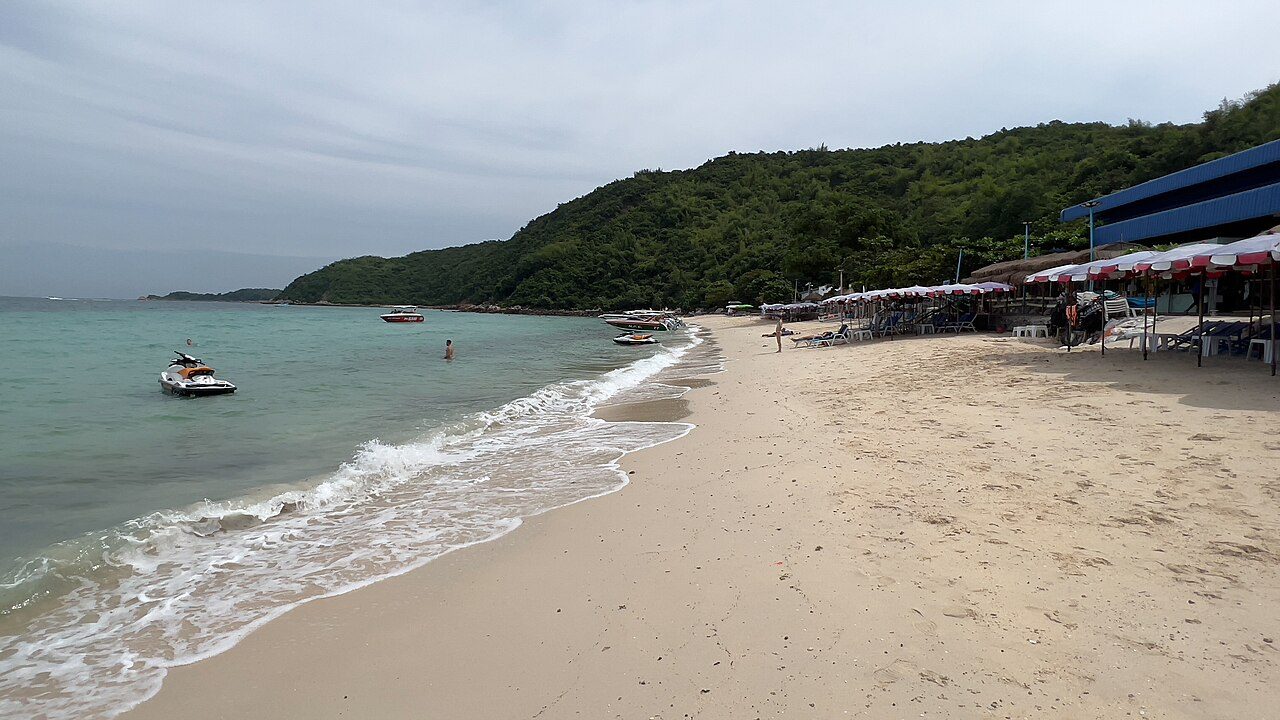 Tong Lang Beach