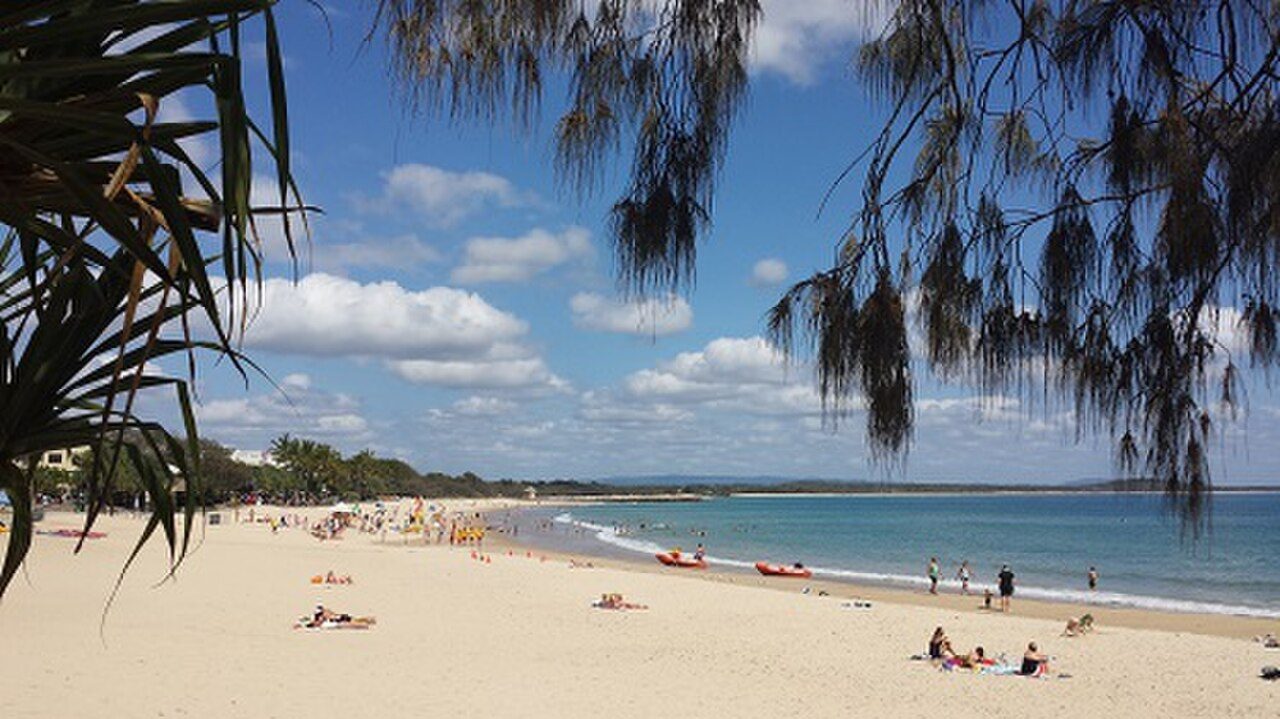 Noosa main beach