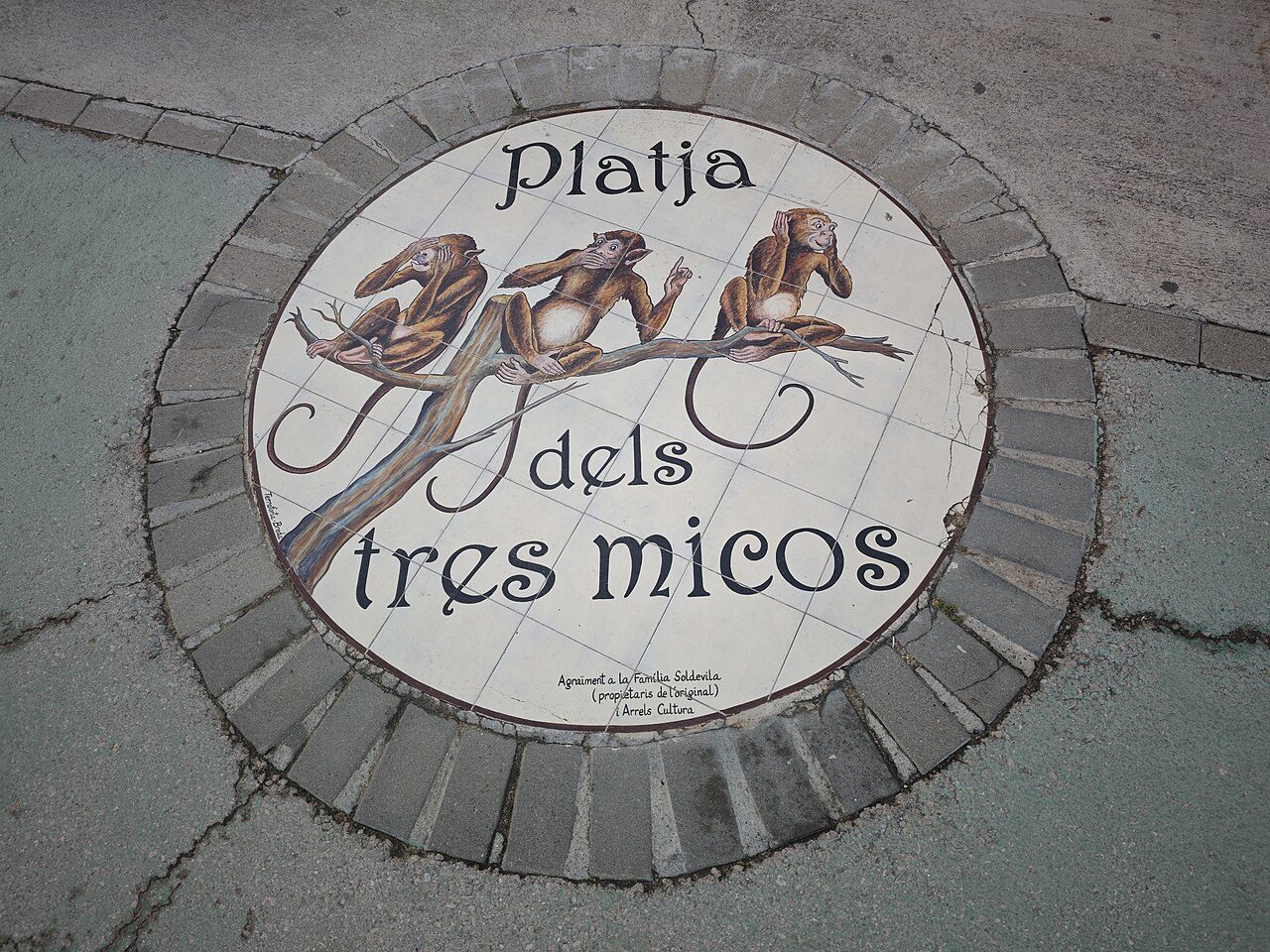 Platja dels Tres Micos