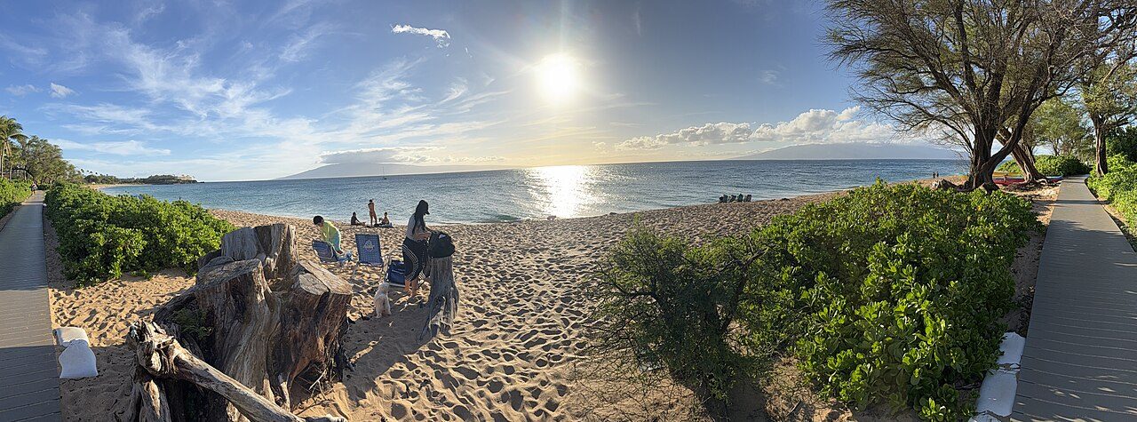 Kahekili Beach