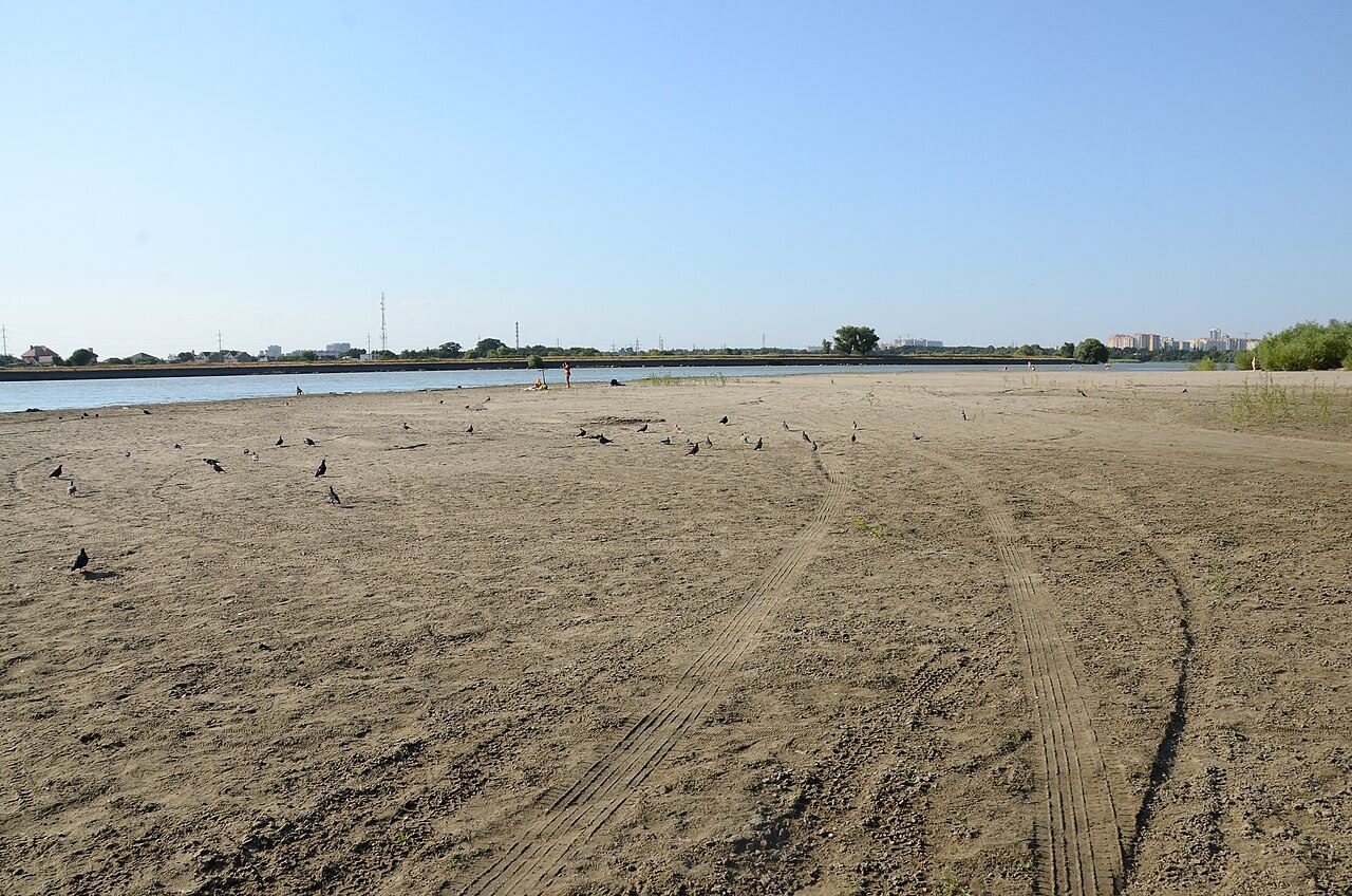 Bursakovskiy perekat beach