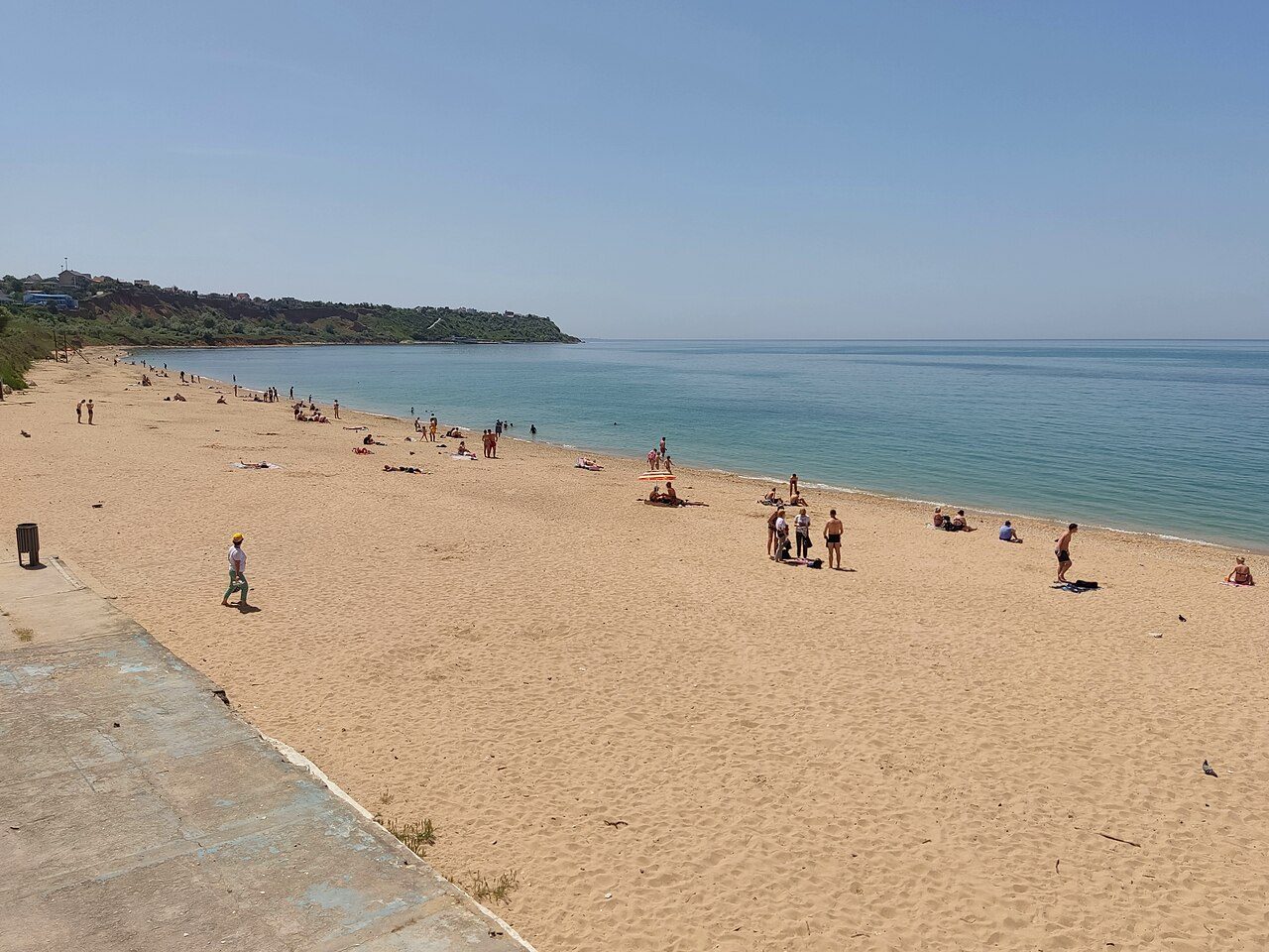 Uchkuevka Beach