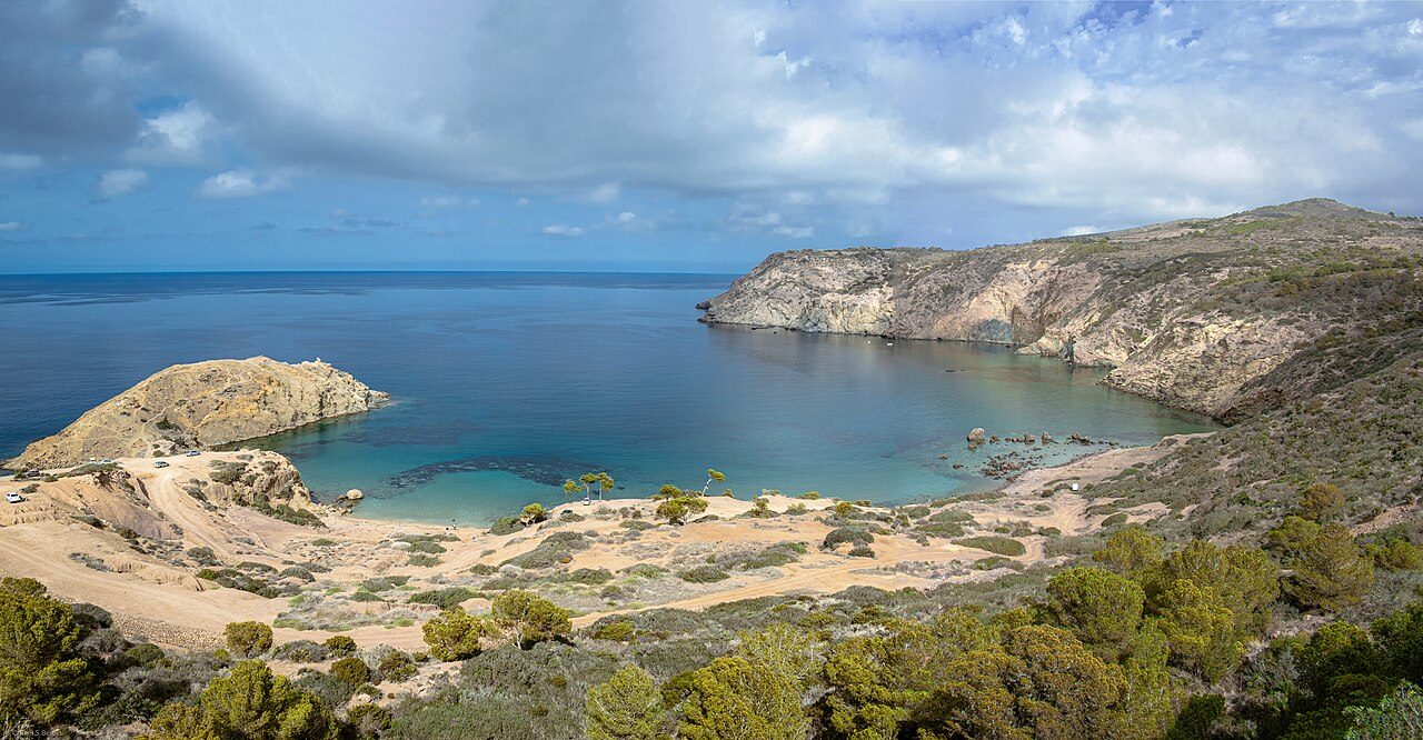 Mkhalled Beach