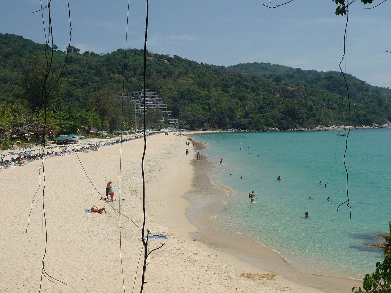 Kata Noi beach