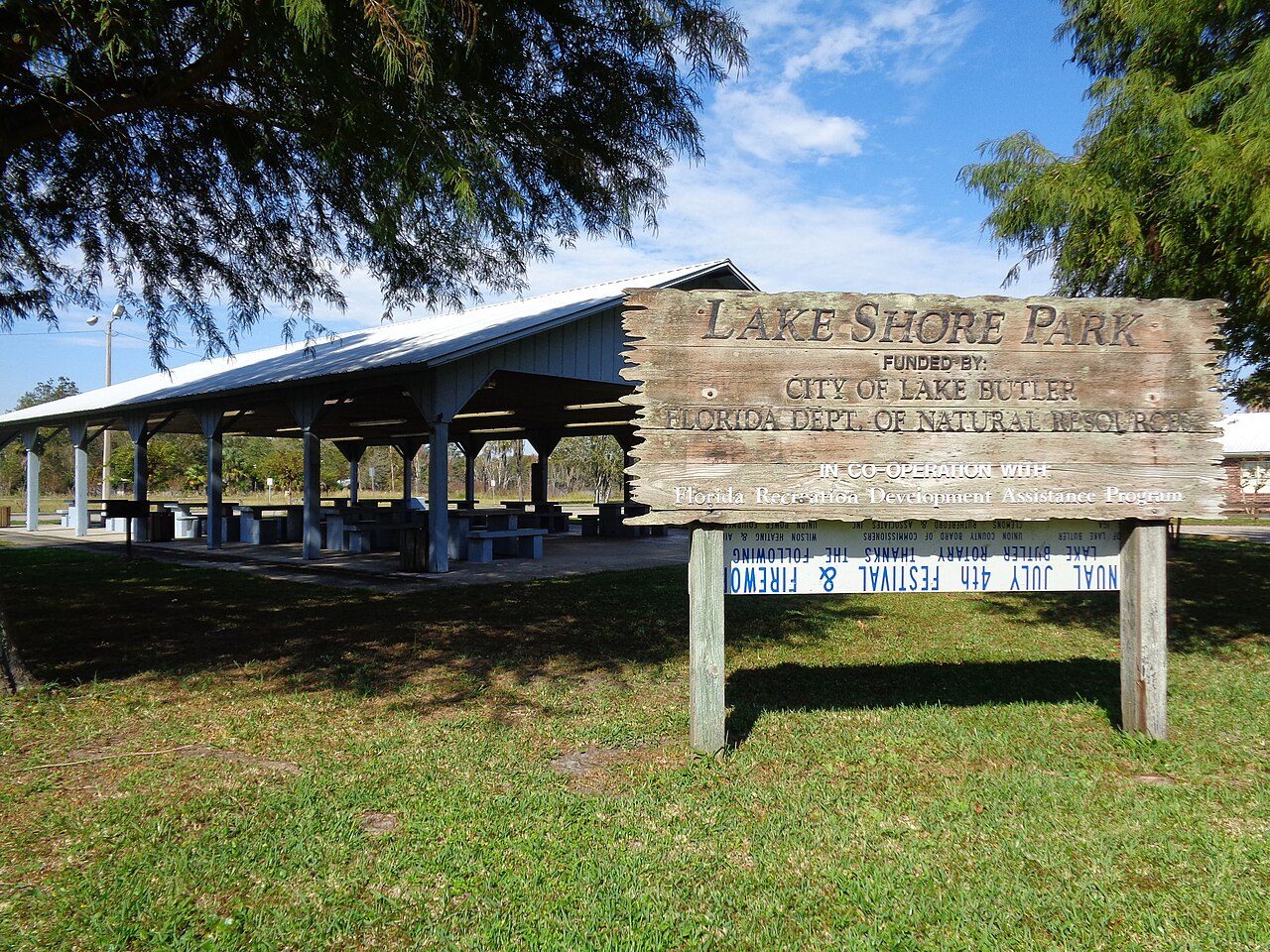 Lakeside Park