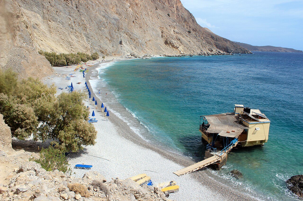 Glyka Nera beach