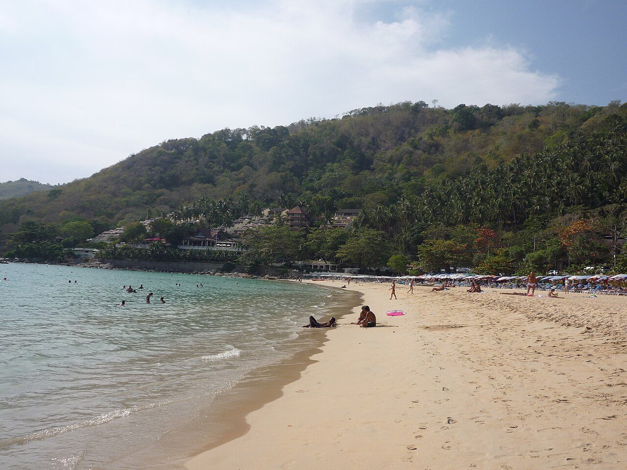 Nai Harn beach