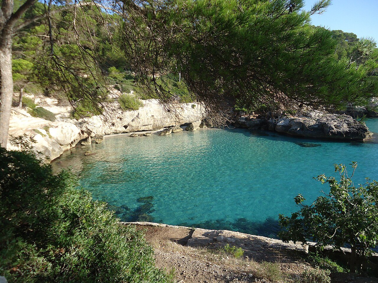 Cala Mitjaneta, Menorca