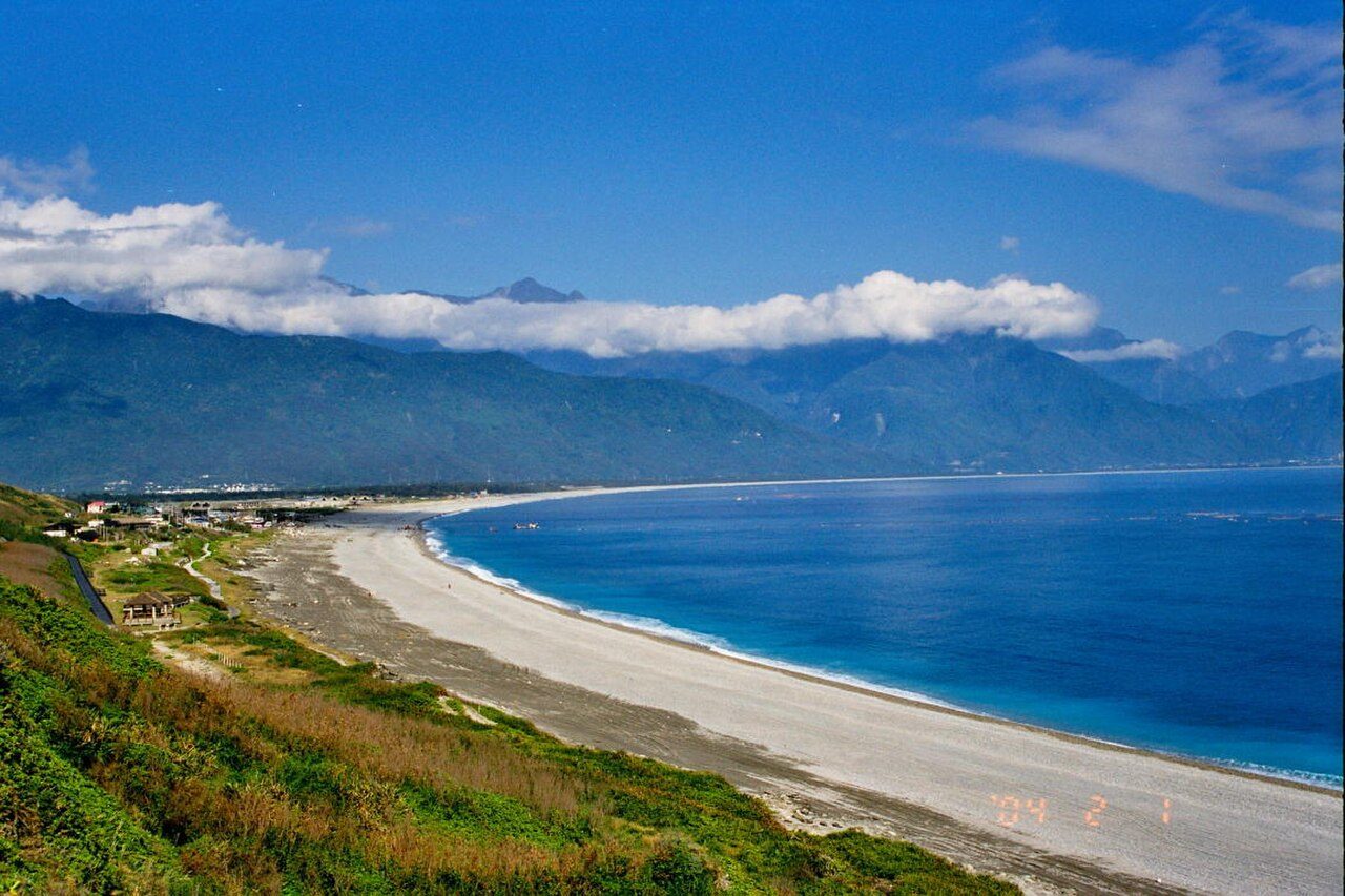 Chihsingtan Beach