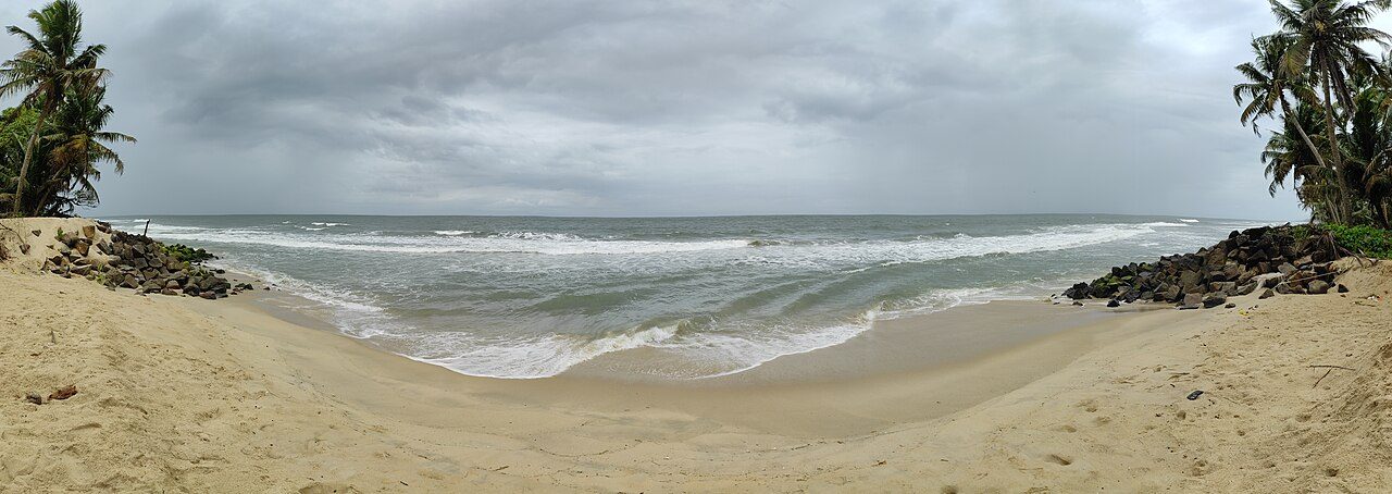 Azheekal Beach
