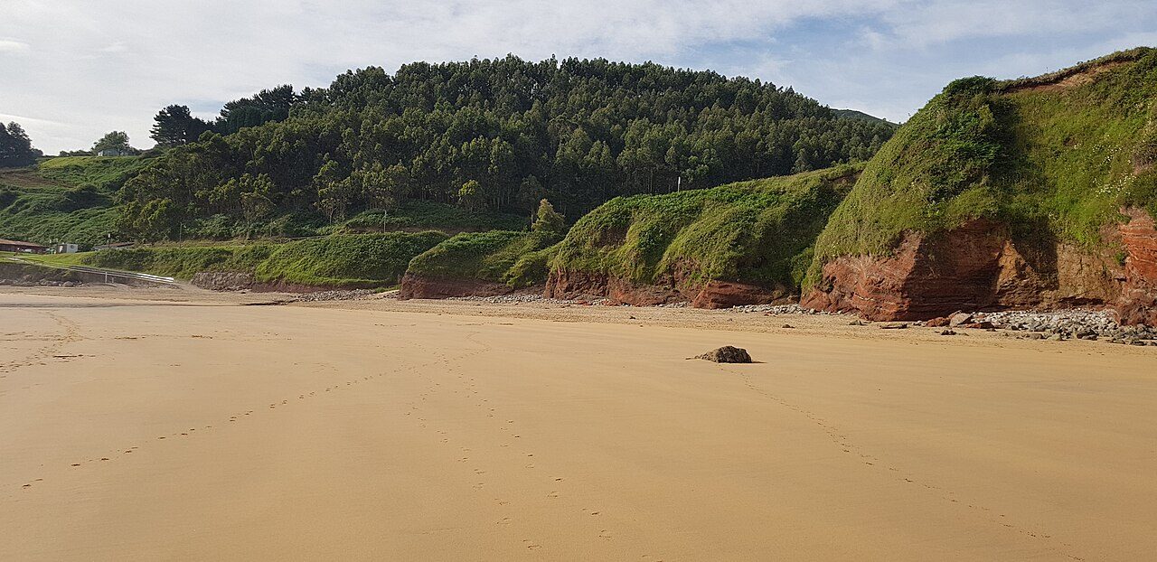Arenal de Morís Beach