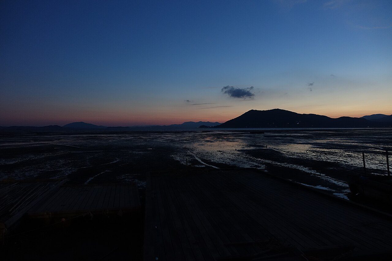 Waon Beach