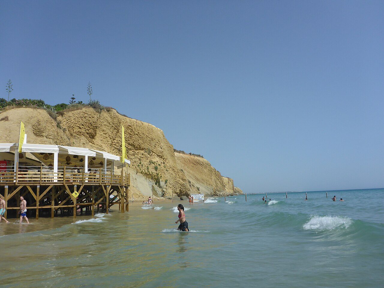 Fuente del Gallo beach