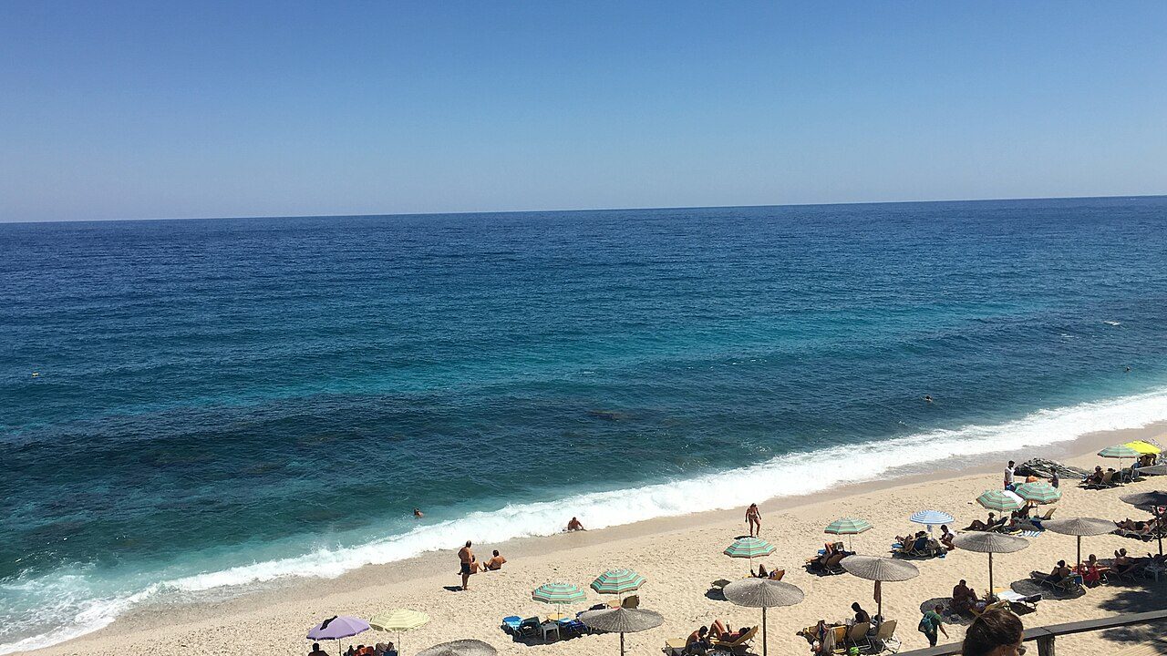 Plaka Beach