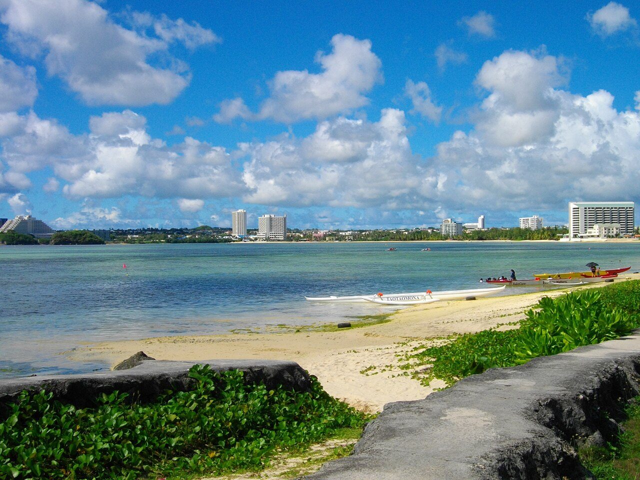 Trinchera Beach