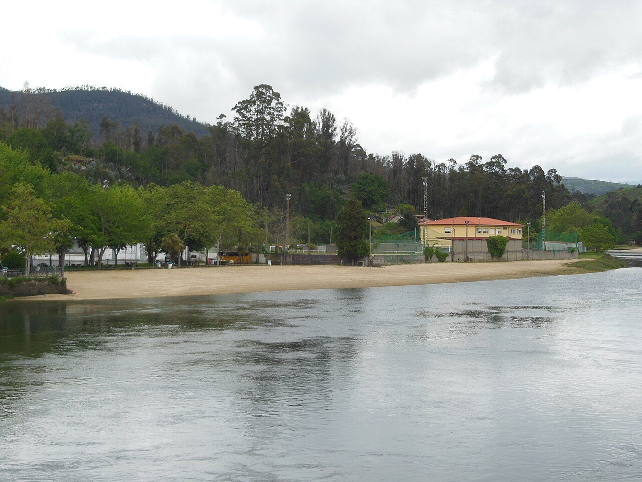 Ponte Sampaio Beach