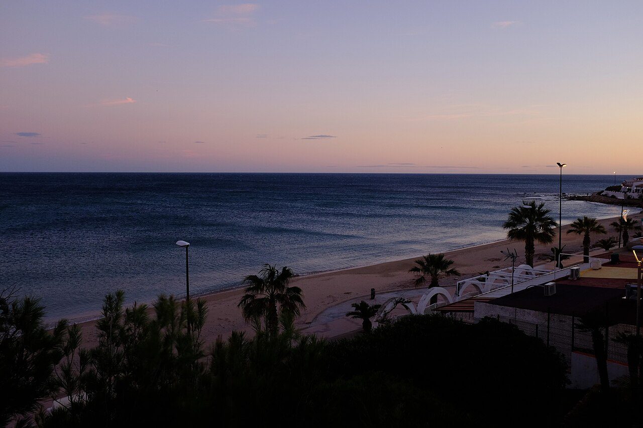 Platja de l'Almadrava (Vandellòs i l'Hospitalet de l'Infant)