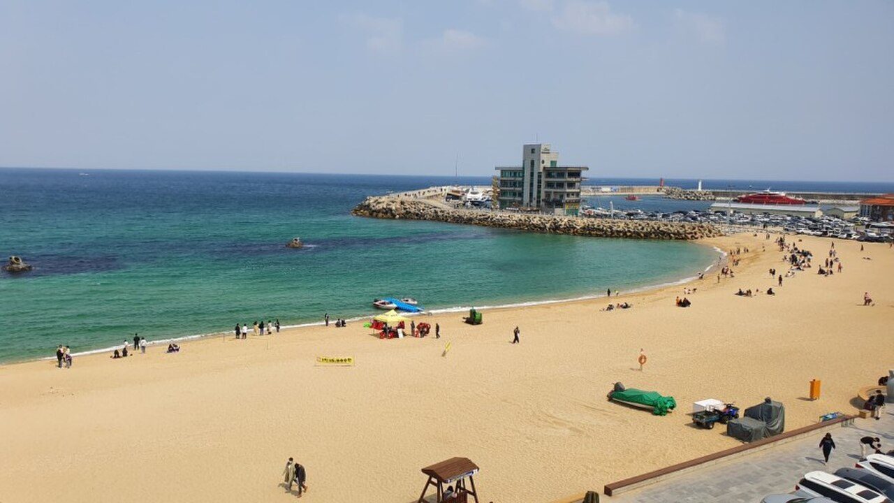 Anmok Beach