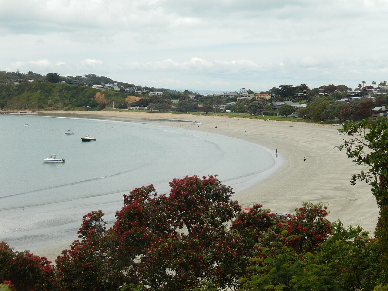 Big Oneroa Beach