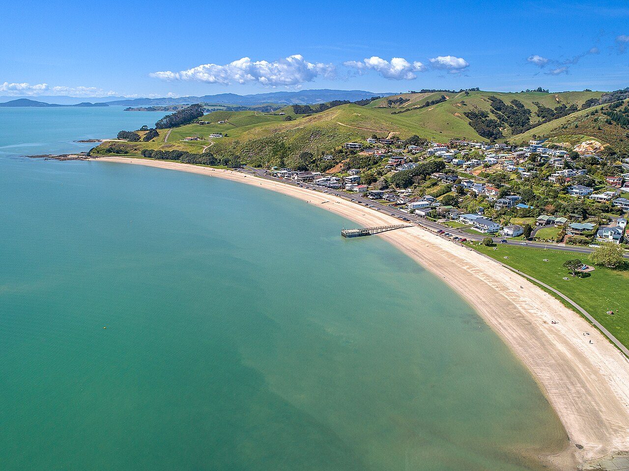 Maraetai Beach