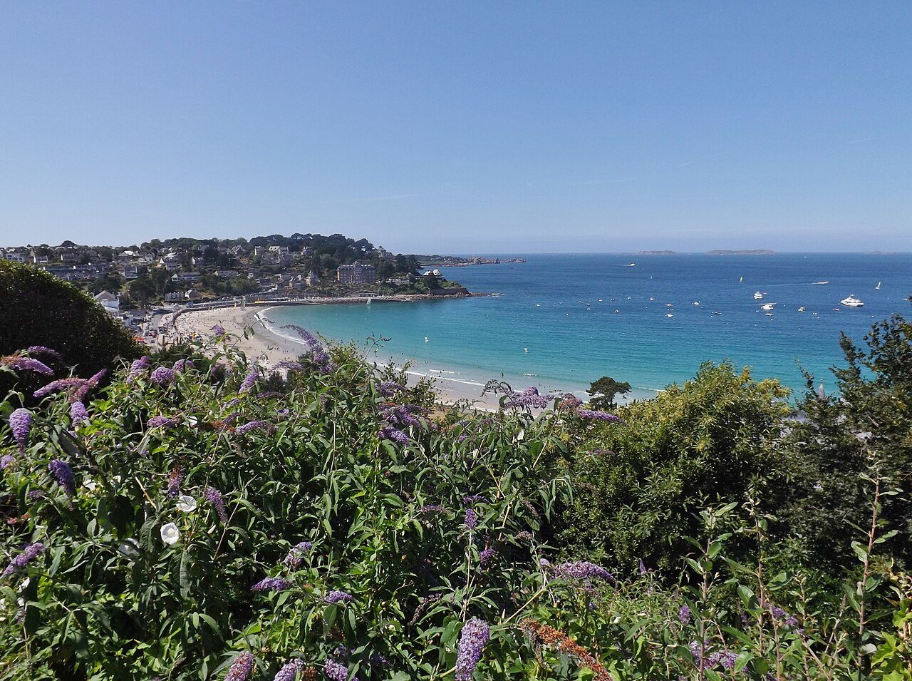 Trestraou Beach