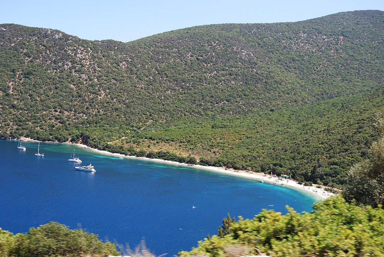 Antisamos