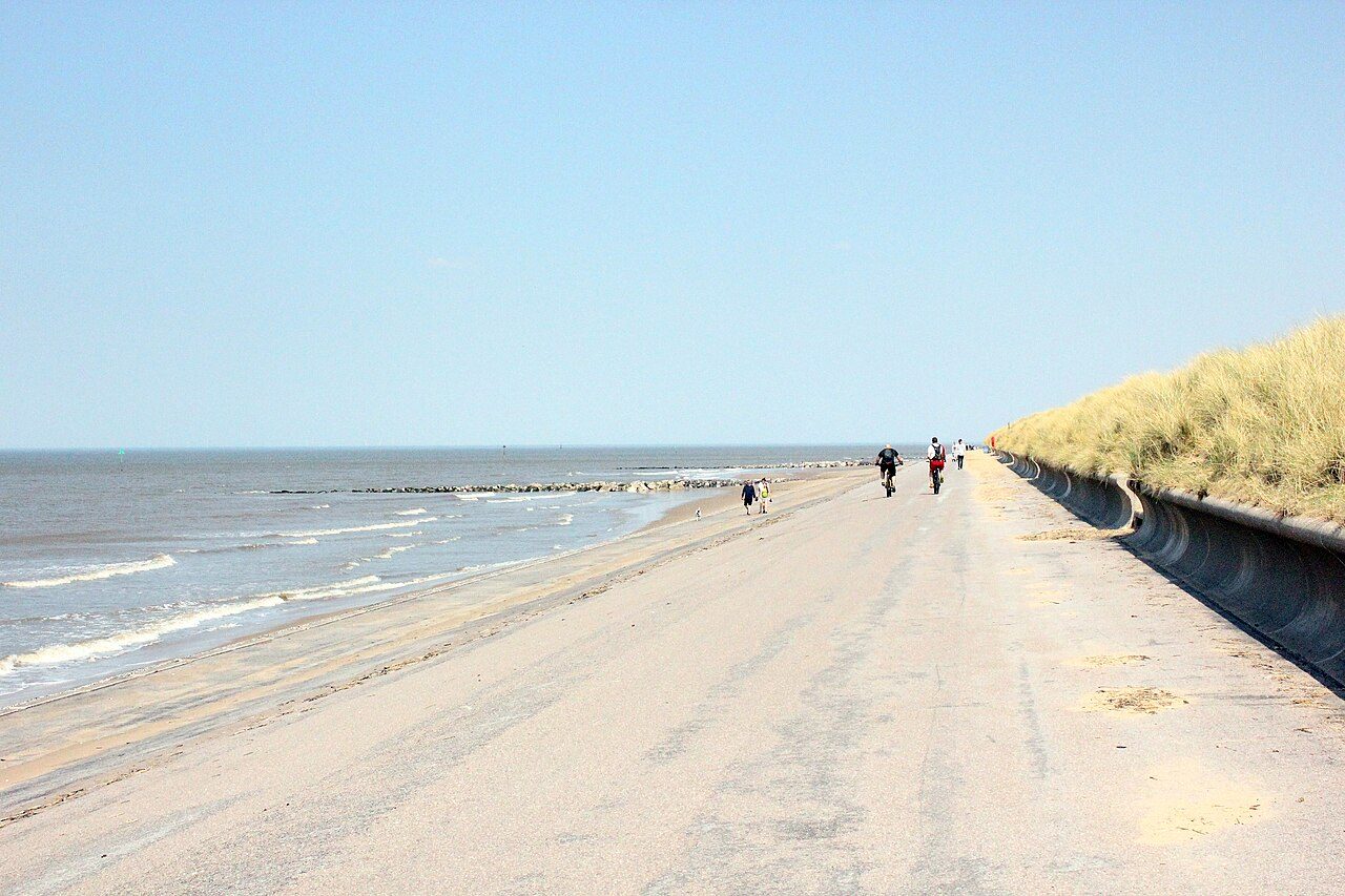 Ffrith Beach