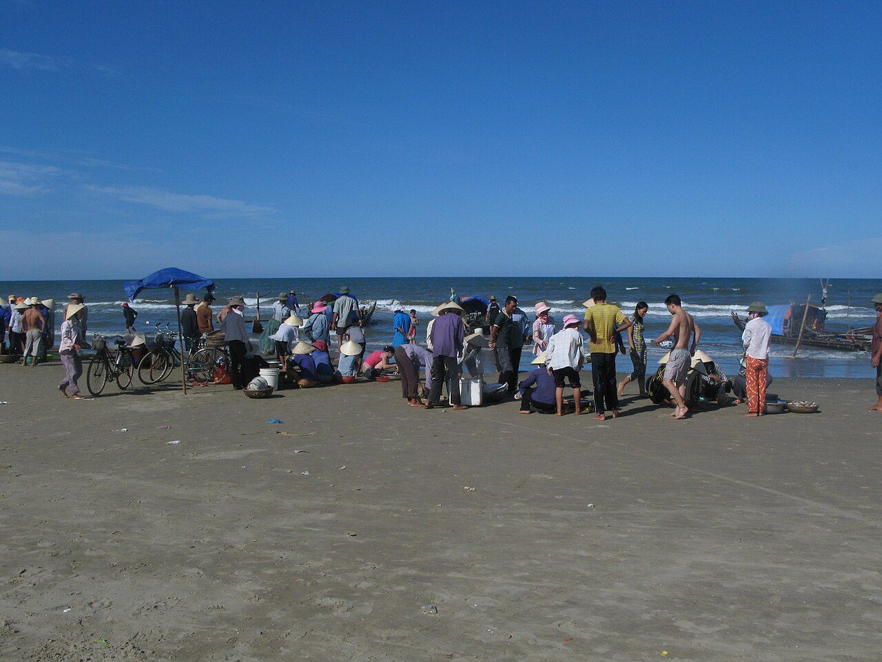 Hải Hòa Beach