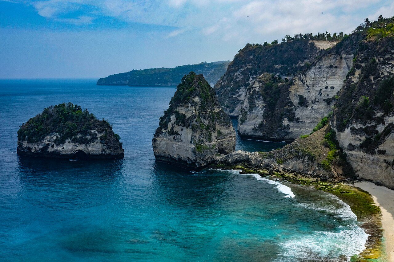 Diamond beach