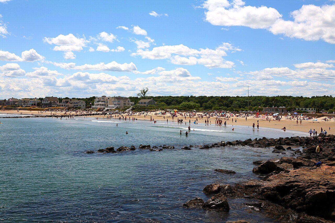Wallis Sands State Park