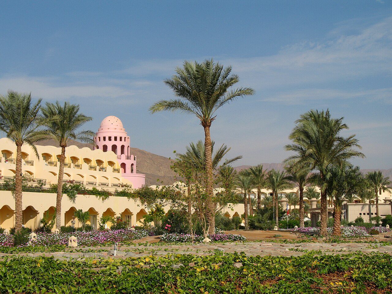 Taba Heights