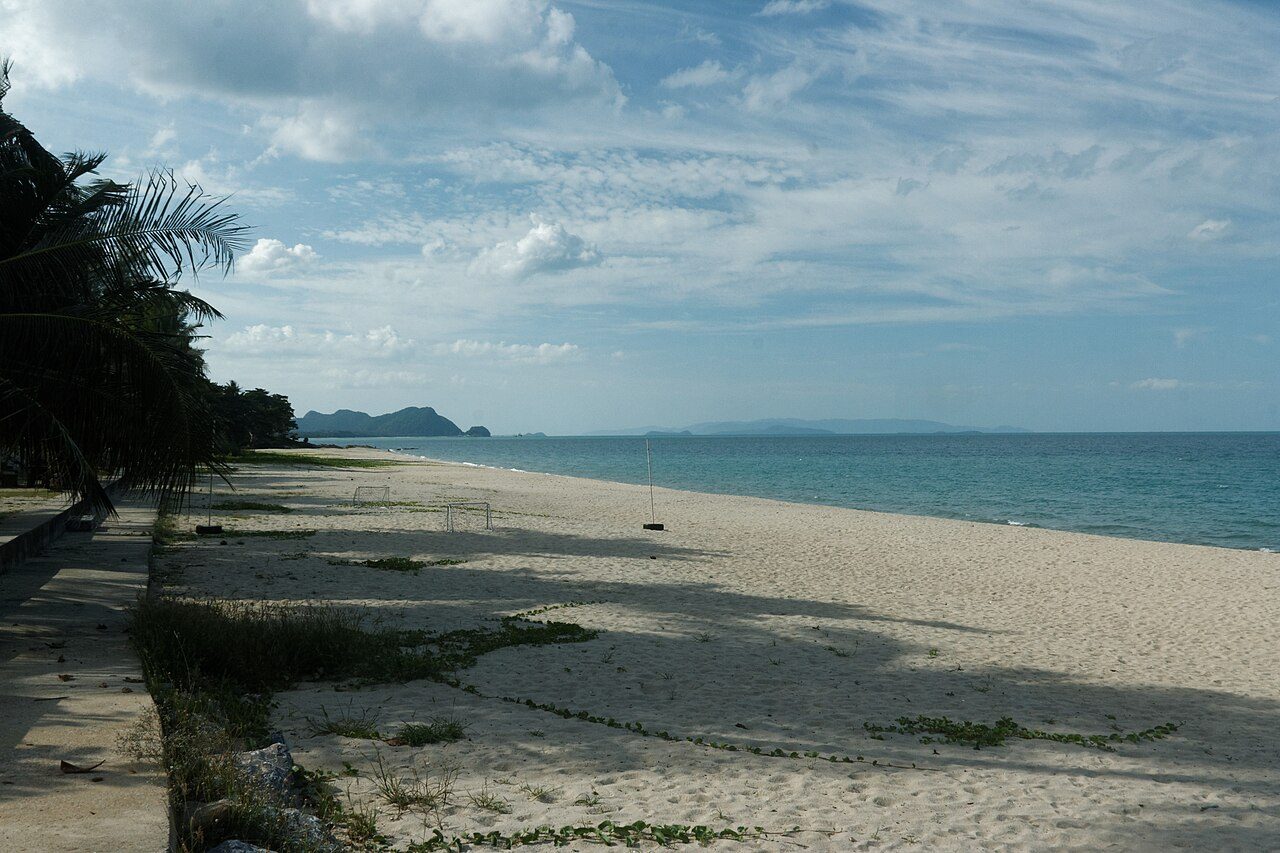 Nai Phlao Beach