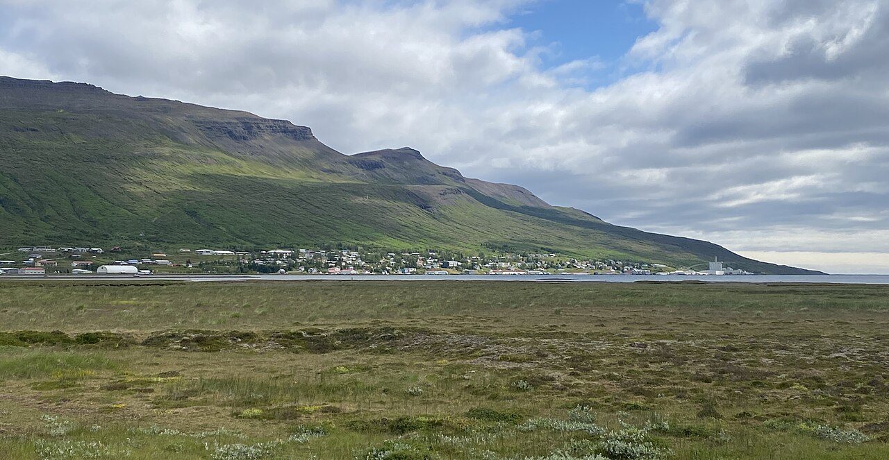 Beach near Faskrudsfjordur, Iceland