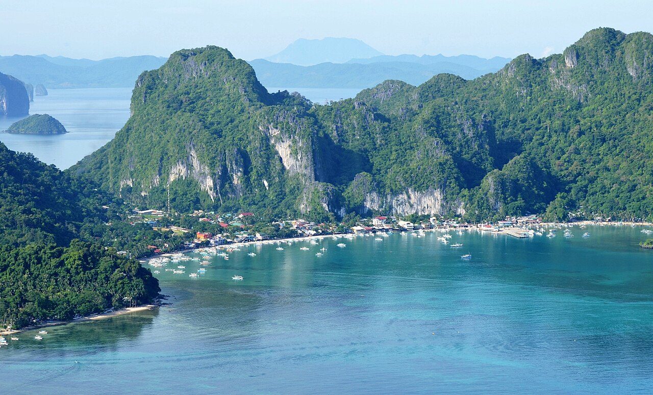 Beach near El Nido, Philippines