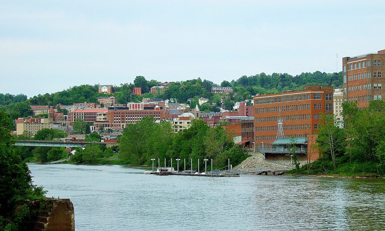 Beach near Morgantown, United States